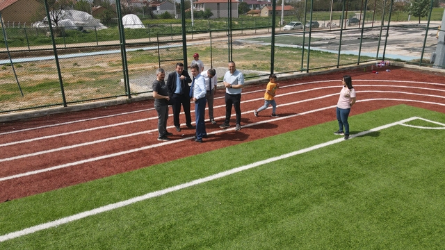 Başmakçı'da "Geleneksel çocuk oyunları" şenliği yapıldı