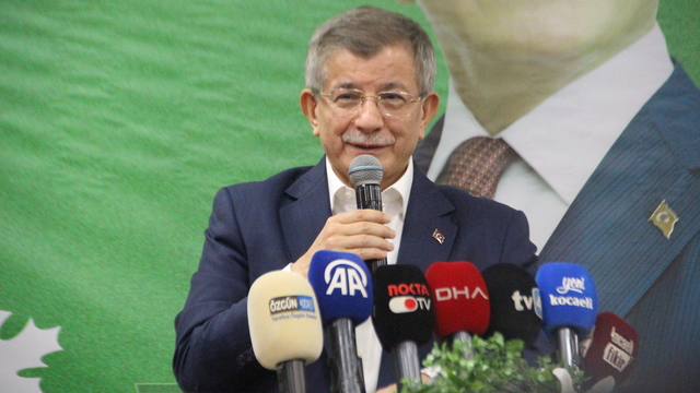 Davutoğlu: Sokak çetelerinin sonunu getirmeden çocuklarımıza, annelerimize huzur yok