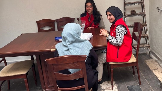 Diyarbakır Vakıflar Bölge Müdürlüğünden annelere ziyaret