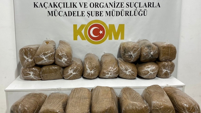 Samsun'da kaçak tütün operasyonunda 2 zanlı yakalandı