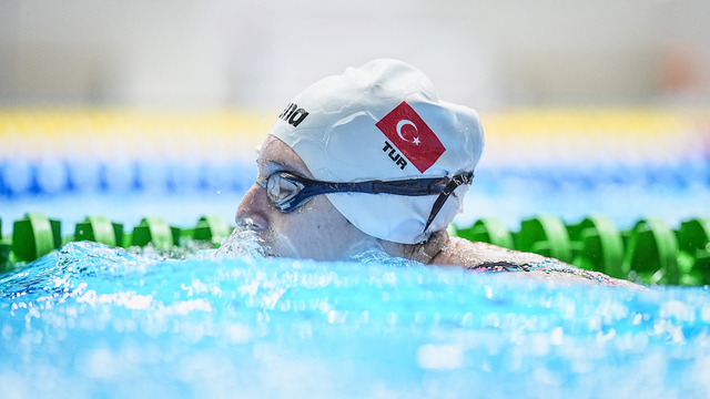 Dünya Şampiyonu 13 yaşındaki milli paralimpik yüzücü Yüce'nin hedefi Los Angeles 2028