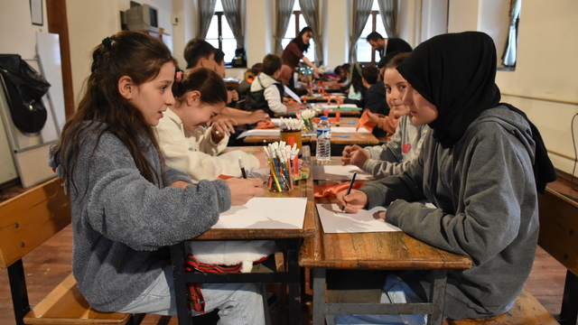 Trabzon'da 25. Uluslararası Karadeniz Tiyatro Festivali çeşitli programlarla sürüyor