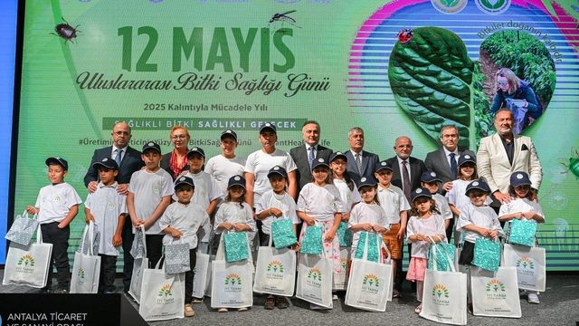 Antalya'da Uluslararası Bitki Sağlığı Günü etkinliği düzenlendi