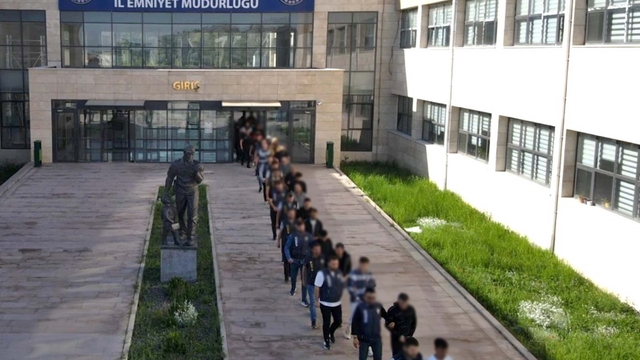 Afyonkarahisar merkezli 9 ilde dolandırıcılık operasyonunda 25 tutuklama