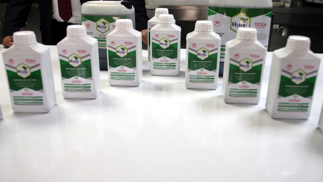 Şanlıurfa'da geliştirilen "Hızır" mikrobiyal gübresi çiftçilerin hizmetine sunuldu