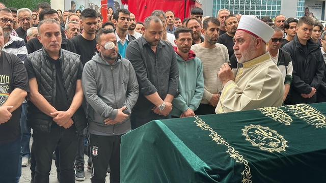 Kazada ölen sürücü, 14 yıl önce geçirdiği kazada felç kalmış (2)