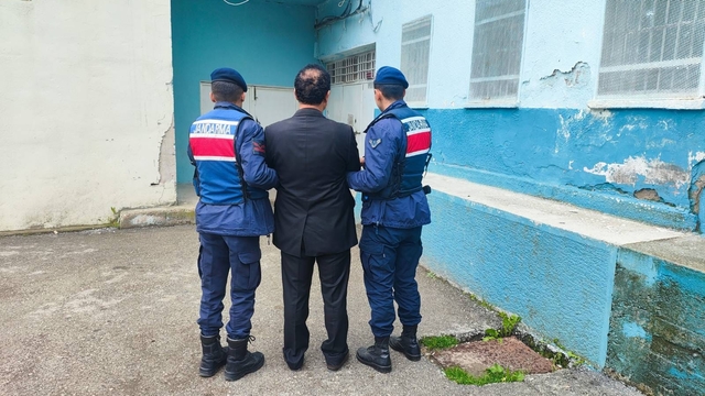 Kastamonu'da hakkında 5 ayrı suçtan hapis cezası bulunan hükümlü yakalandı