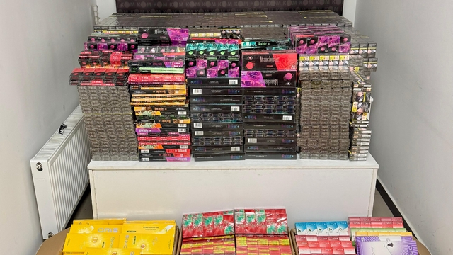 Anadolu Otoyolu'nda bir tırda 27 bin 770 paket kaçak sigara ele geçirildi