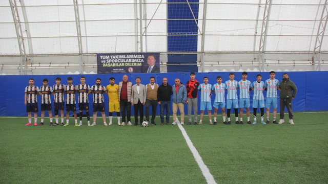Zara'da futbol turnuvası düzenlendi