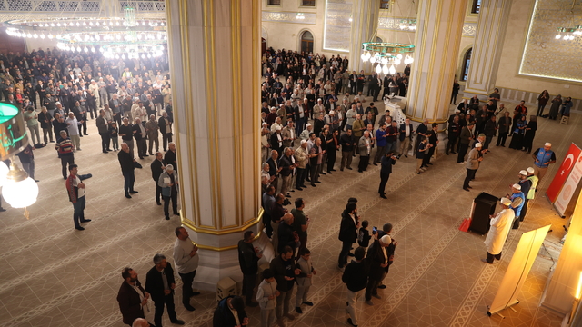 Nevşehir'de hac kafilesi dualarla kutsal topraklara uğurlandı