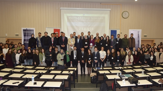 Trabzon'da, Yapay Zeka Çağında Diplomasi ve Uluslararası İlişkiler Kongresi düzenlendi