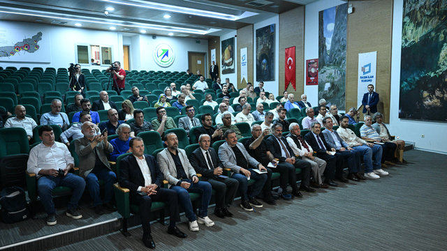 BİK Genel Müdürü Erkılınç, Adana'da gazete ve haber sitelerinin sahipleriyle buluştu