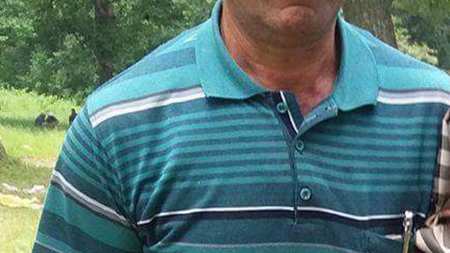 Evini ve otomobilini yaktı, birlikte yaşadığı kadını tabanca ile öldürüp intihar etti