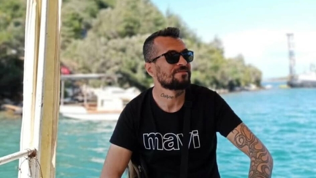 Bodrum'da ışıkta bekleyen otomobile çarpan motosikletin sürücüsü öldü
