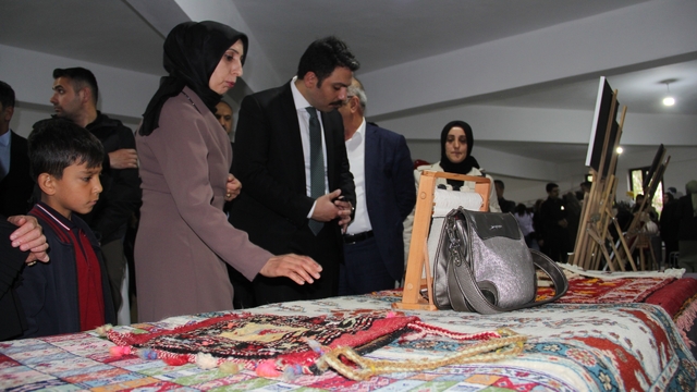 Bingöl'de el sanatları sergisi açıldı