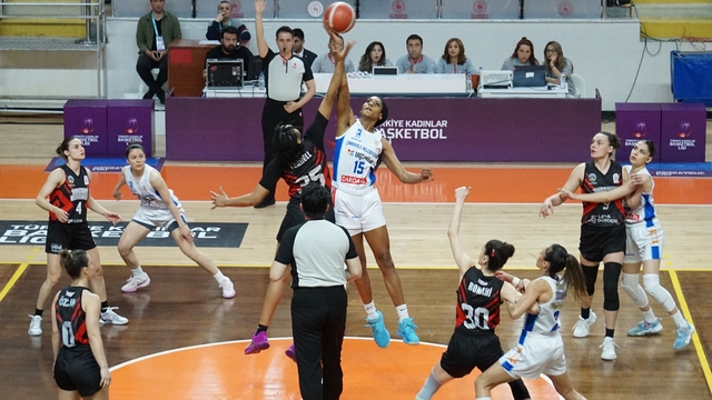 Türkiye Kadınlar Basketbol Ligi'nde JM Çanakkale Belediyespor, Süper Lig'e yükseldi