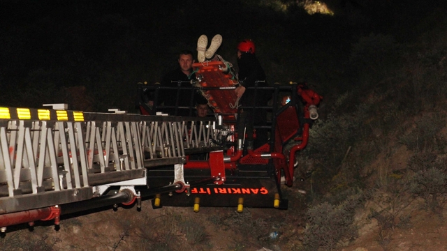 Çankırı'da uçuruma yuvarlanan kişi yaralandı