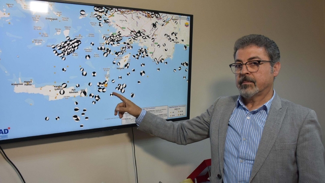 'Datça depremi,  Santorini'deki volkanik depremleri yeniden başlatabilir'