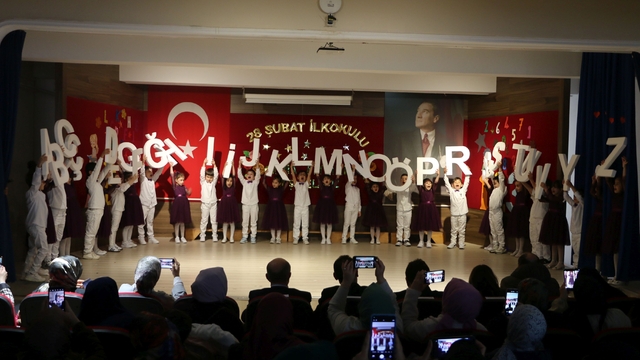 Of'ta okuma ve yazma öğrenen ilkokul öğrencileri için etkinlik yapıldı