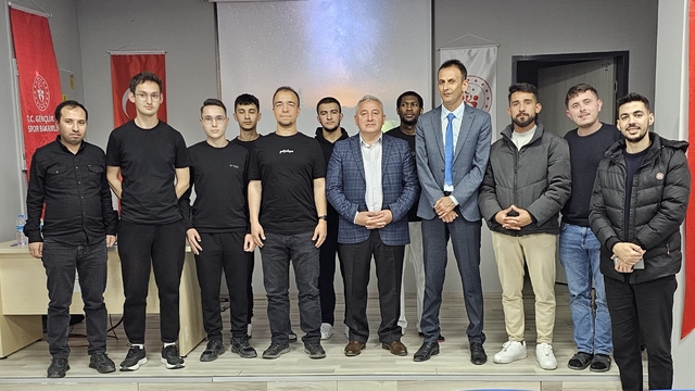 Gümüşhacıköy'de "Temel Afet Bilinci ve Farkındalık Semineri" düzenlendi