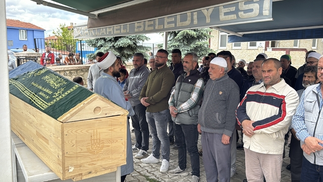 Kırklareli'nde öldürülen kadın toprağa verildi