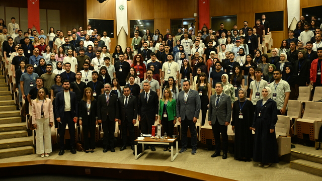 Adana'da "Savunma Sanayii Kampüs" etkinliği düzenlendi