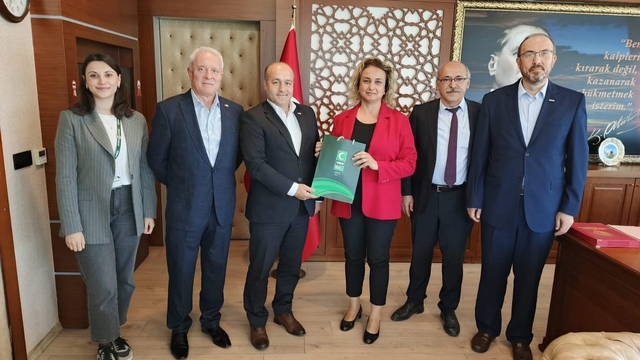 Yeşilay Edirne Şubesi'nden Çevre, Şehircilik ve İklim Değişikliği Müdürü Sarı'ya ziyaret