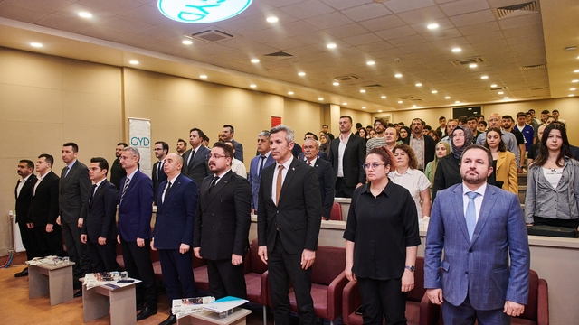 Burdur İl Halk Kütüphanesi'nde "Girişimci Kütüphanesi" buluşması gerçekleştirildi