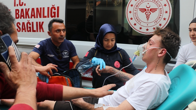 'Korku evi'nde testere tamiri sırasında çıkan yangında 3 kişi yaralandı