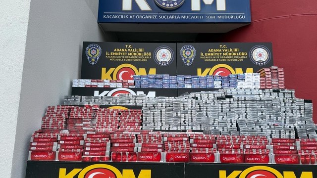 Adana'da iki araçta 20 bin 500 paket kaçak sigara ele geçirildi