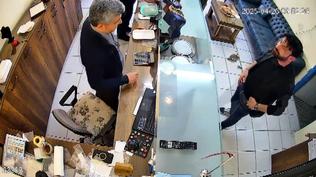 Kuyumcu atölyelerinden topladığı yaklaşık 50 milyon liralık altınla ortadan kayboldu