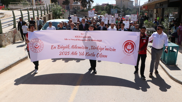 Kilis'te Aile Haftası kapsamında yürüyüş düzenlendi
