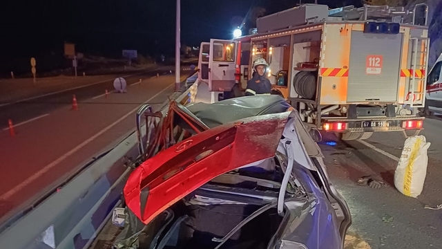 Zonguldak'ta bariyere çarpan otomobilin sürücüsü öldü