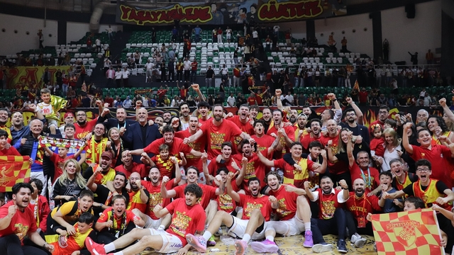 Göztepe'ye 100'üncü yılda üçüncü kupa