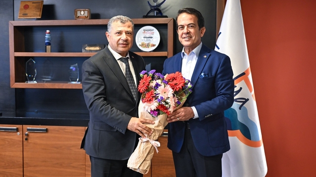 Antalya SGK Müdürü Tanrıöver, ATB Başkanı Çandır'ı ziyaret etti