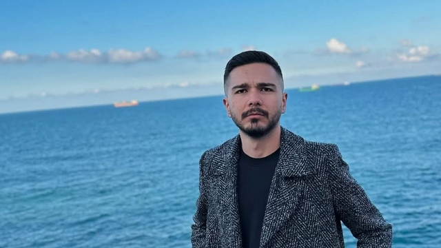 Bariyere çarpan otomobilin sürücüsü öldü