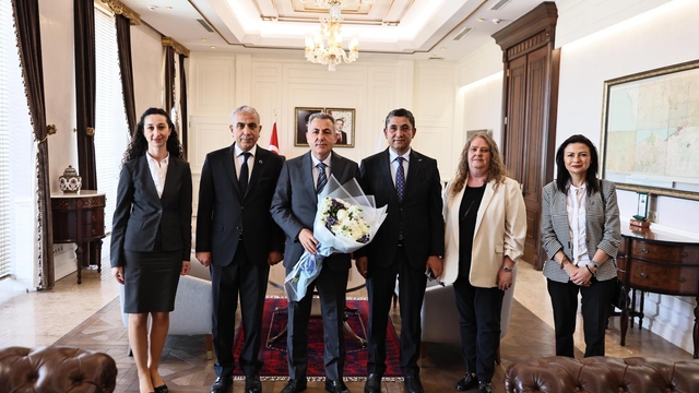 İzmir Valisi Elban, SGK heyetini kabul etti