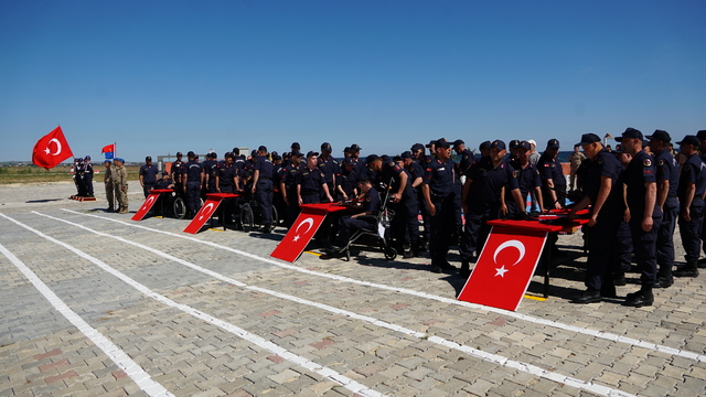 Tekirdağ'da 33 engelli genç temsili askerlik yaptı