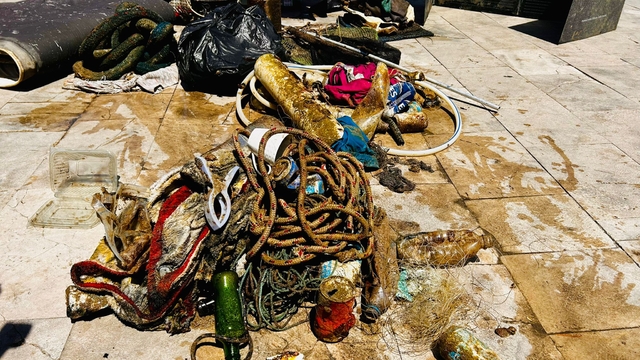 Fethiye'de deniz dibi temizliği yapıldı