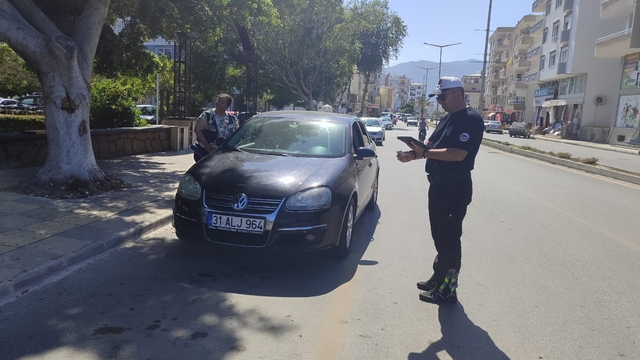 Bozyazı'da trafik uygulaması yapıldı