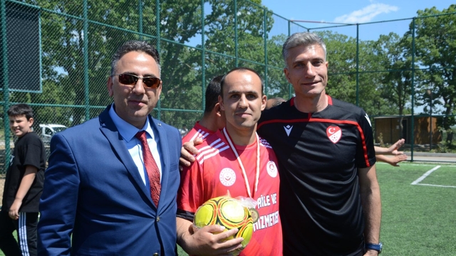 Edirne'de engelliler ile Edirnespor dostluk maçı yaptı