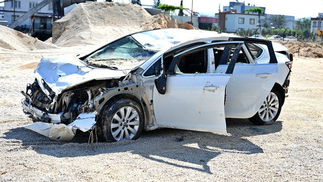 Osmaniye'de sağanakta derenin taşması sonucu sürüklenen 8 araçtan 7'sine ulaşıldı