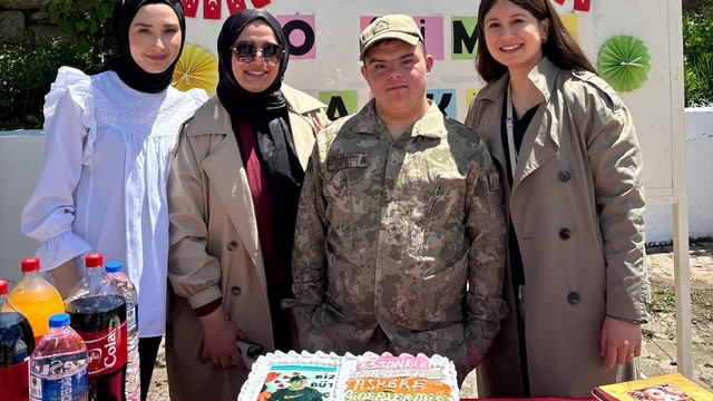 Şarkışla'da engelli Furkan, bir günlük askerlik sevinci yaşadı