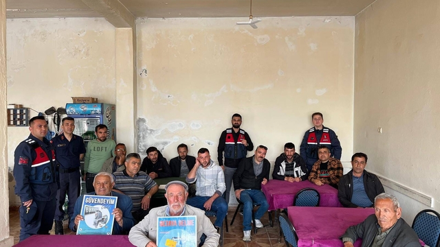 Niğde'de jandarma ekiplerinden siber güvenlik eğitimi