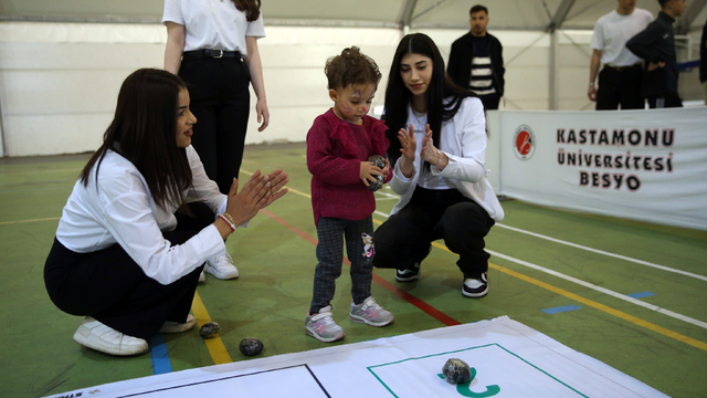 Kastamonu'da "8. Engelsiz Spor ve Dans Şenliği" düzenlendi