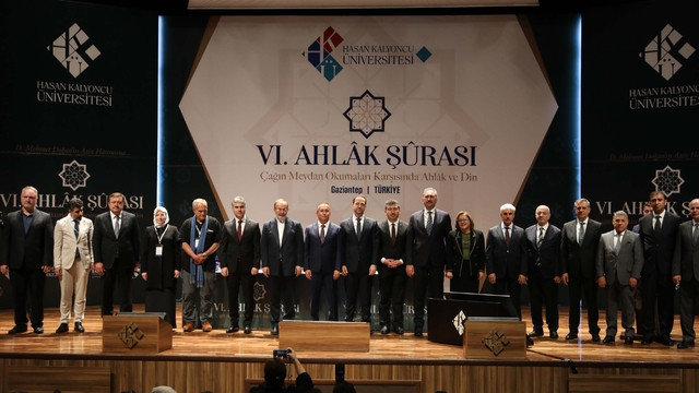 Gaziantep'te, 'Ahlak Şurası' başladı