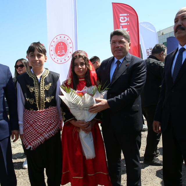Adalet Bakanı Tunç, Hatay'da adalet sarayı temel atma töreninde konuştu: