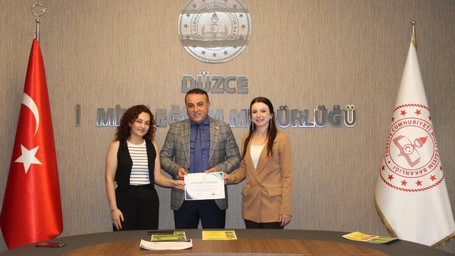 Yığılca Anaokuluna "Ayın Fark Yaratan Okulu" belgesi verildi