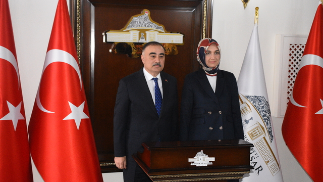 Azerbaycan'ın Ankara Büyükelçisi Reşad Memmedov, Afyonkarahisar'da ziyaretlerde bulundu