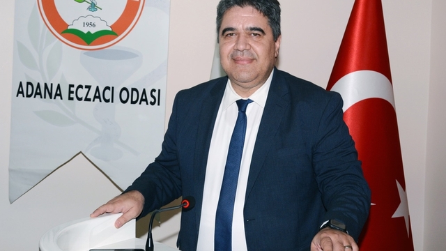 Adana'da eczacılara stres konulu eğitim verildi
